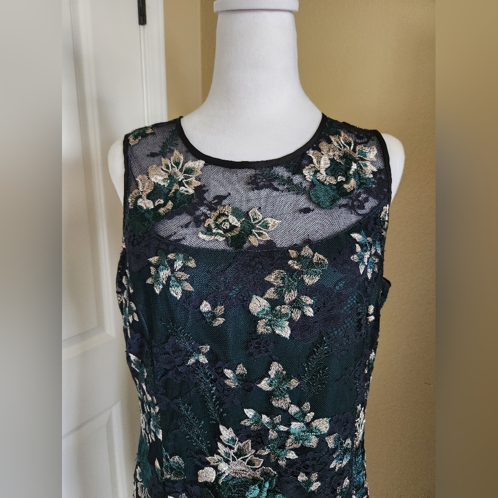 NEW NWTWhite House Black Market WHBM Emerald Green Embroidered Dress, Size 12